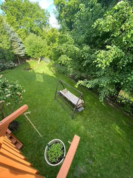 Serene Don River Retreat- 2Br Suite, Private Patio, Free Breakfast & Parking Toronto Canada